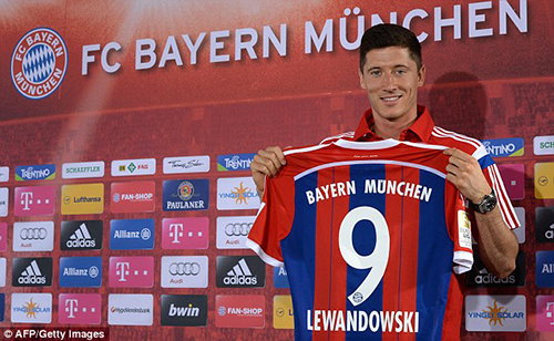 Lewandowski rạng rỡ trong ngày ra mắt Bayern