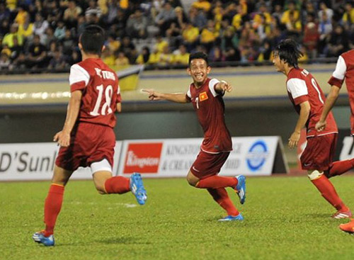 Hồng Duy ghi bàn mở tỷ số cho U19 VN hình ảnh Hồng Duy ghi bàn mở tỷ số cho U19 VN