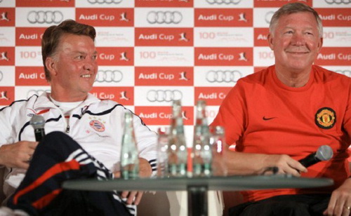 Louis Van Gaal: Ám ảnh Ferguson, hay ám ảnh Moyes?