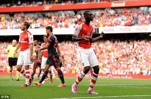Sao trẻ Sanogo sắp khăn gói rời Arsenal