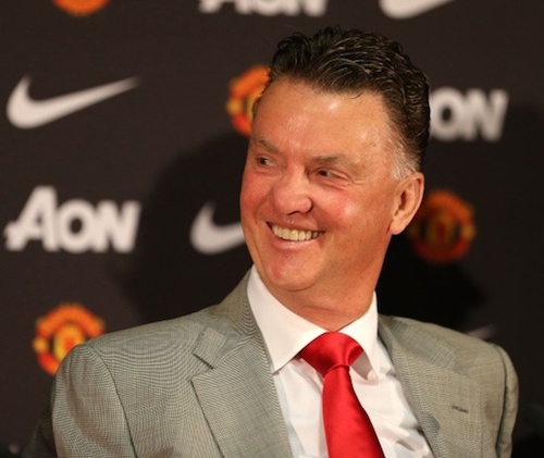 Louis Van Gaal: Ai bảo Man Utd đã hết cửa vô địch Premier League