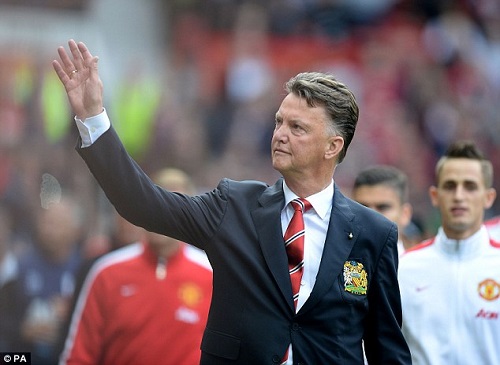 Lâm vào khủng hoảng, Van Gaal vẫn lạc quan về tương lai của MU