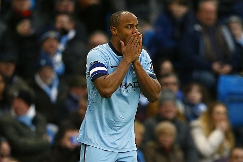 TIẾT LỘ: Kompany từng từ chối đầu quân cho MU