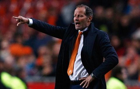 Mang nhục sau vòng loại Euro 2016, HLV Hà Lan vẫn quyết giữ ghế