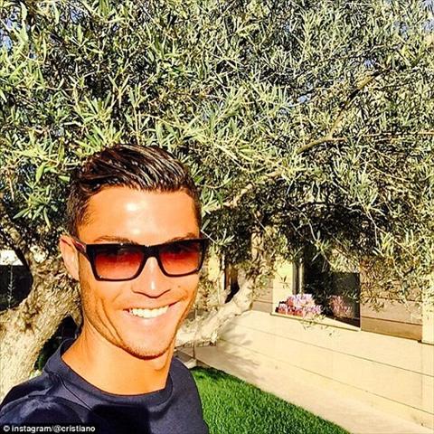101 sac thai tu suong cua sieu sao Ronaldo tren Instagram hinh anh 2