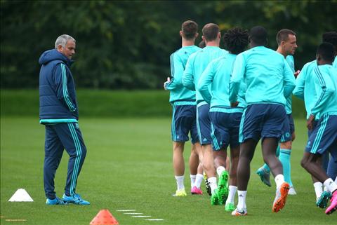 Jose Mourinho bác bỏ chuyện “làm phản” tại Chelsea