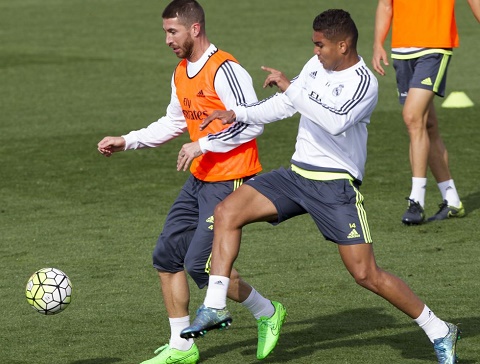 Khủng hoảng lực lượng, Benitez ép Ramos, Danilo ra sân