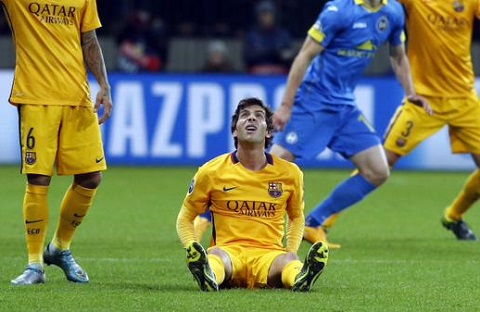 Barcelona: Thêm một trận thắng, thêm một chấn thương