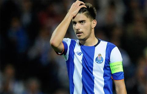 Thần đồng của Porto báo tin buồn cho Arsenal và Liverpool
