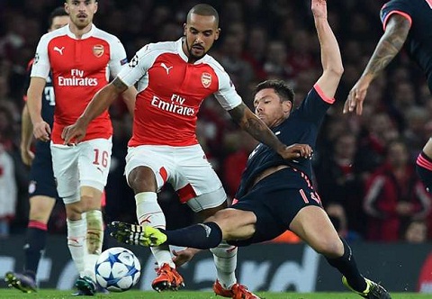 Walcott tiết lộ nguyên nhân giúp Arsenal đánh bại Bayern