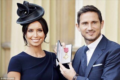 Lampard chính thức được nhận Huân chương Hoàng gia Anh