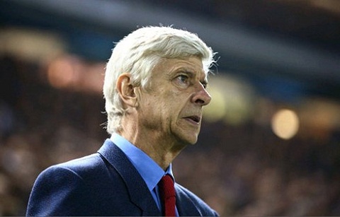 HLV Wenger: May mà tôi không mang theo Ozil hay Sanchez!