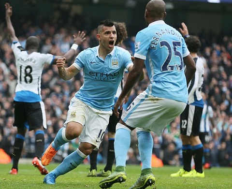 Dư âm Man City 6-1 Newcastle: Messi, Ronaldo đợi đấy! Aguero đến đây!