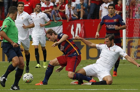 "Đội bóng nào cũng muốn đá chết bỏ Barca"