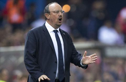 HLV Rafael Benitez phủ nhận chuyện Real Madrid hèn nhát