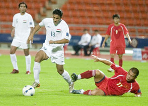 Xem lai tran dau tuyen Viet Nam 0-2 Iraq (Asian Cup 2007)