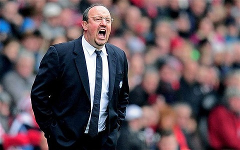 Thua Siêu kinh điển Benitez có thể bị sa thải ngay lập tức