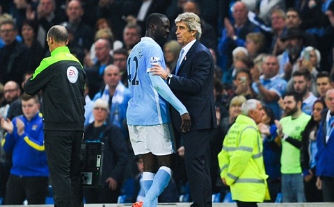 Yaya Toure ngồi dự bị: Tại sao không