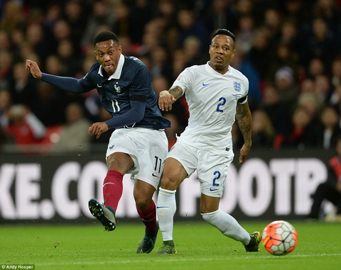 Màn trình diễn của sao trẻ Martial ở trận Anh 2-0 Pháp