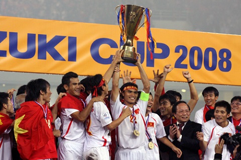 Doi tuyen Viet Nam tung vo dich AFF Cup 2008 ma chang ai ngo den