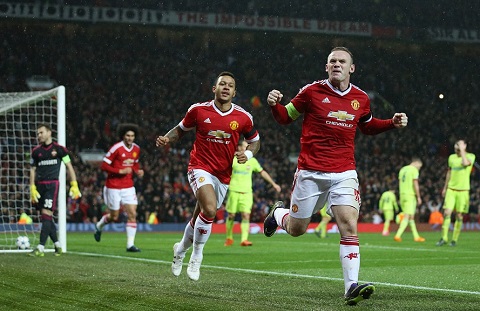 MU 1-0 CSKA Moscow On gioi, Rooney day roi! hinh anh