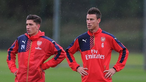 Arsenal mất Bellerin và Koscielny: Coi chừng mất tất!