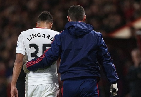 Thua Bournemouth, M.U còn thiệt quân nặng