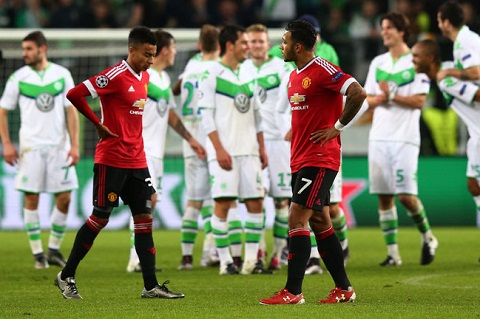 Câu chuyện của M.U: Bạn không thể vô địch với những cầu thủ trẻ!