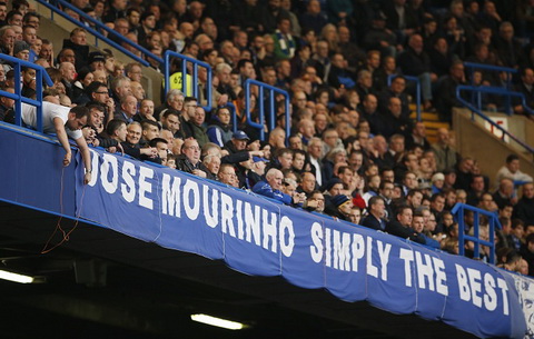 CDV Chelsea giang bieu ngu ung ho HLV cu Jose Mourinho hinh anh 5