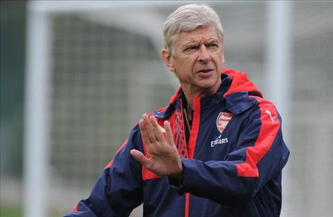 Wenger: Có Giroud rồi Arsenal còn mua thêm tiền đạo làm gì