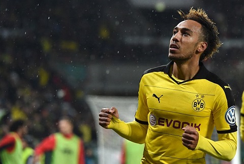 MU len ke hoach mua tien dao Pierre Emerick Aubameyang hinh anh 2