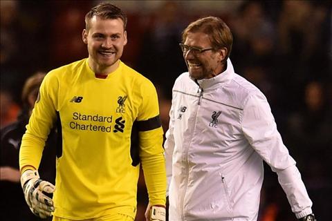 Liverpool gia han hop dong voi thu mon Simon Mignolet hinh anh 2