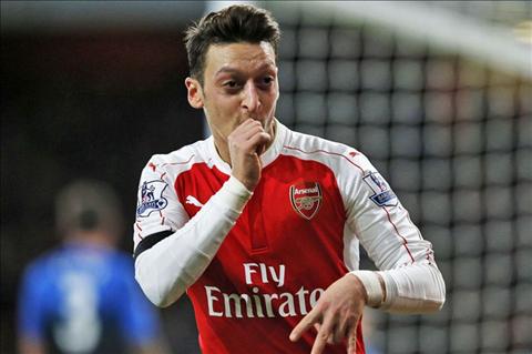 Arsenal sa lầy tại Britannia: Nan giải bài toán Ozil