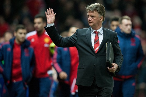 Nhìn từ vụ Mourinho: M.U nên sa thải Van Gaal