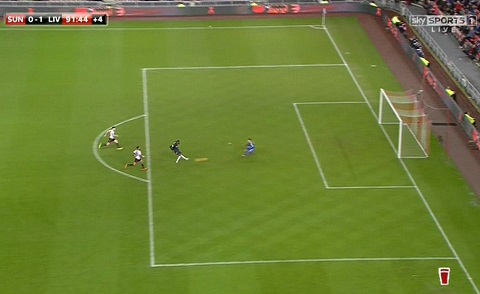 Sunderland 0-1 Liverpool tien dao Benteke, trung ve Sakho toa sang hinh anh 3