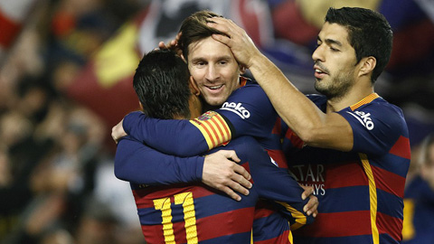 Messi - Neymar - Suarez tiep tuc toa sang giup Barca khep lai nam 2015 dai thanh cong