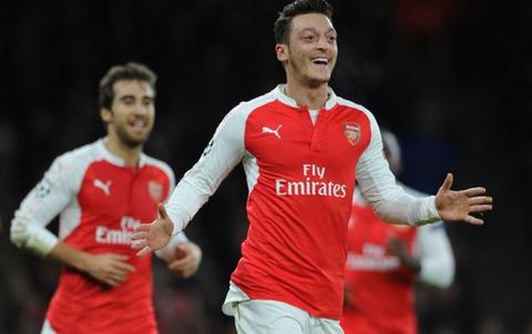 Muốn vô địch, Arsenal không nên chỉ biết cậy nhờ Mesut Ozil