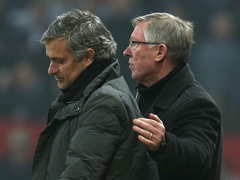 Sir Alex khuyen Chelsea nen giu chan Mourinho hinh anh