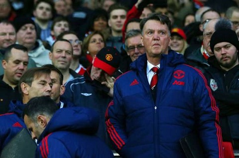 Van Gaal: "Tôi không hiểu tại sao các CĐV lại la ó đòi tấn công"