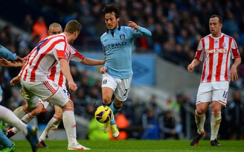 Stoke City vs Man City Quyet tam rua han hinh anh