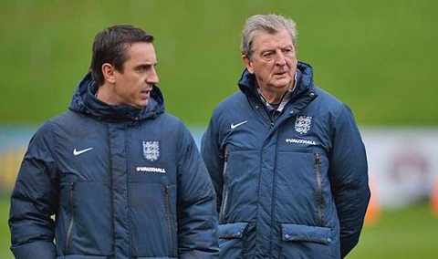 Gary Neville se la HLV DT Anh trong tuong lai hinh anh