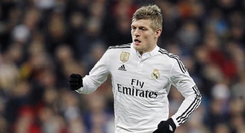 Kroos thừa nhận quá tải trước thềm trận gặp Schalke