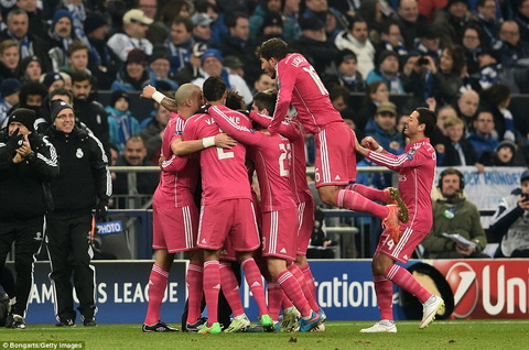Real Madrid chạm tới kỷ lục của Bayern ở đấu trường Champions League