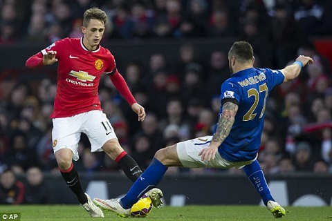 HLV Van Gaal thắp sáng tương lai của Jaznuzaj ở sân Old Trafford