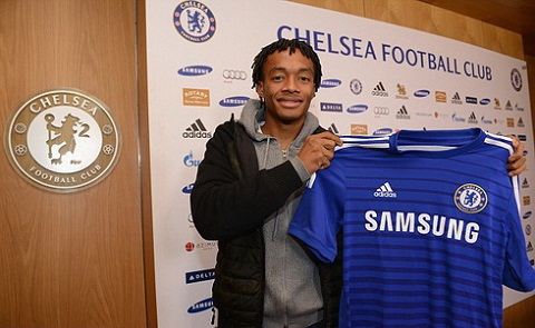 Tan binh Cuadrado cua Chelsea tung choi cho Manchester hinh anh