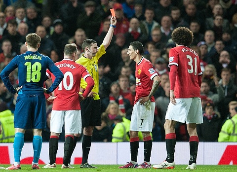 Van Gaal nói gì sau chiếc thẻ đỏ “oan nghiệt” của Di Maria?