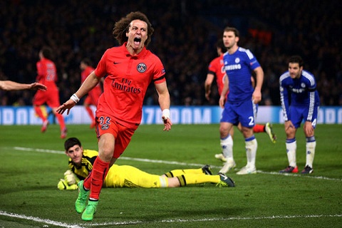 David Luiz tỏa sáng: Bài học về chân giá trị