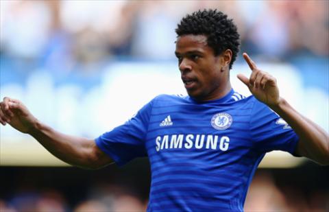 HLV Jose Mourinho nhận lỗi trước Loic Remy