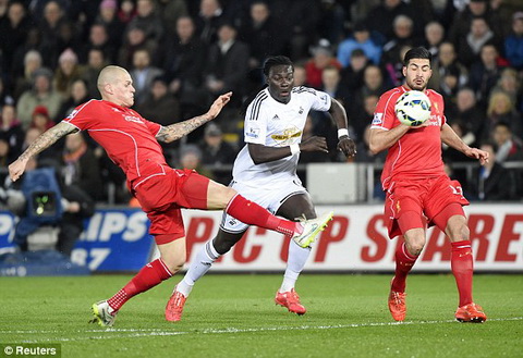 Swansea 0-1 Liverpool: Ngôi sao may mắn Jordan Henderson