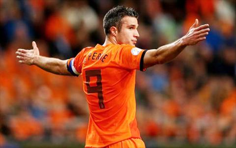 Robin van Persie bị gạt khỏi danh sách triệu tập của ĐT Hà Lan